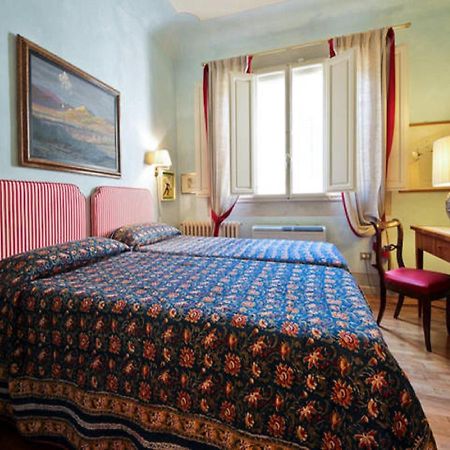 Casa Tornabuoni Apartment Florence Bilik gambar